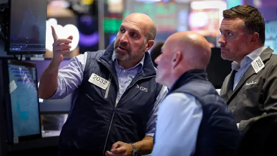 午盘：美股小幅上扬，交易员押注政府停摆将短暂